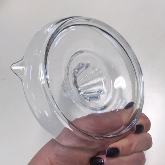 Classic Style Glass Juicer/Reamer - Picture 3 of 5